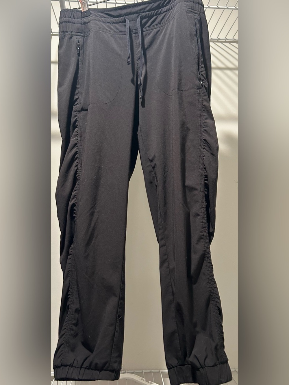 Athleta Black Drawstring  Side-Ruching Crop Leggings Size 4 Tall